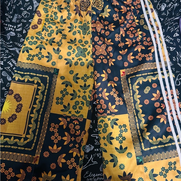 Adidas Yara Sahidi pants L - Picture 4 of 6